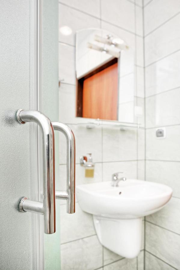 Hotel Best Inn Bydgoszcz Oda fotoğraf